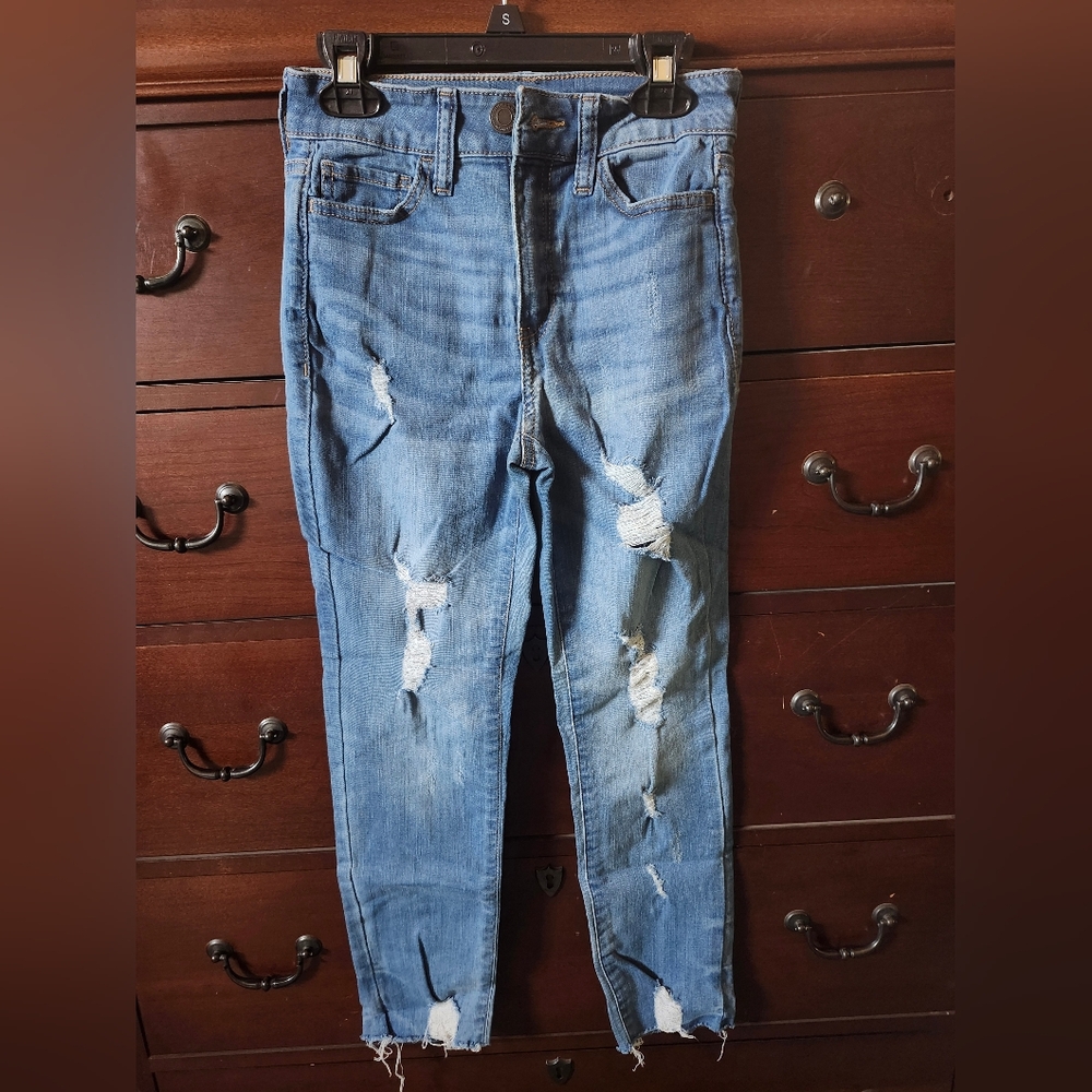 Blue Cropped Distressed Denim Jeans High-Rise NWOT
